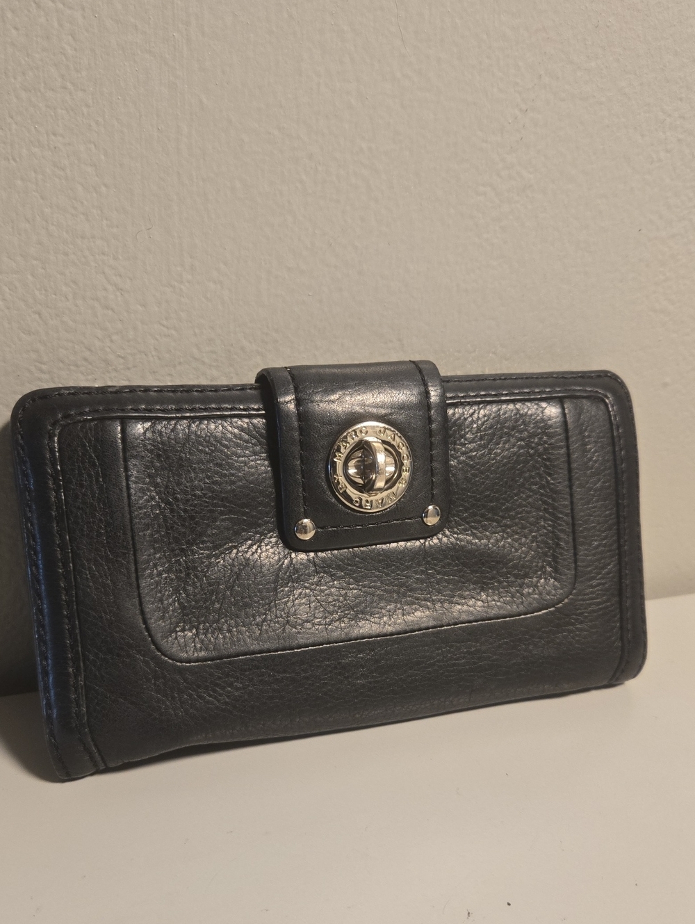 Marc by Marc Jacobs Black Leather Wallet - Picture 2 of 14